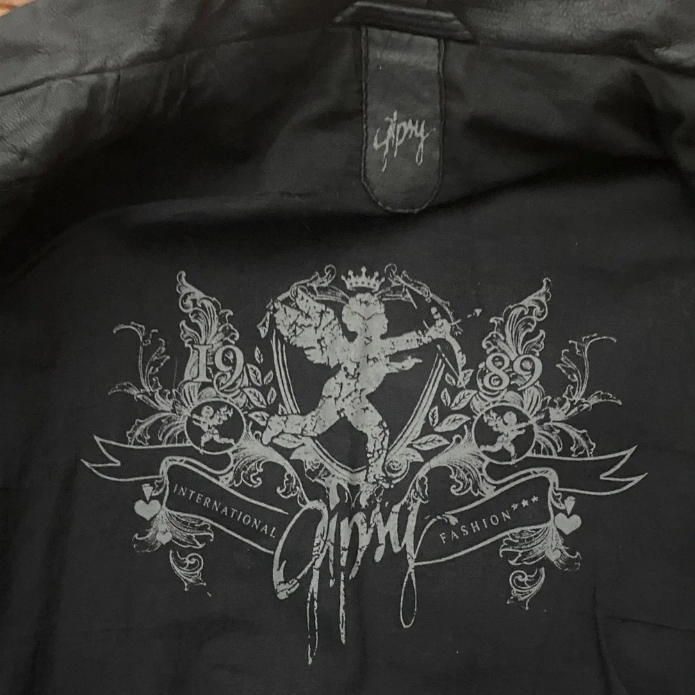 Mauritius Black Leather Moto Jacket Fitted Zip Biker EUC Size M - Picture 10 of 16